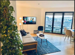 Central one bedroom apartment w FREE Parking &Terrace